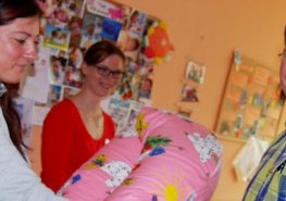 Předčasně narozené děti dostaly spoustu dárků