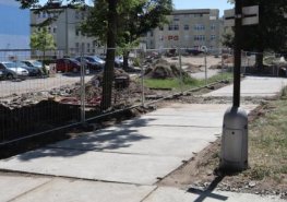 Uzavřené parkoviště a náhradní cesta na odběry pro imobilní pacienty