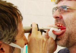 ORL klinika Pardubické nemocnice nabídne preventivní vyšetření při Světovém dni hlasu