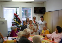 Geriatrické centrum rozezněly vánoční písně dětí ze souboru Radost