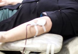 Chcete pomoci druhým? Přijďte darovat krev na Valentýnské odběry v Pardubické nemocnici